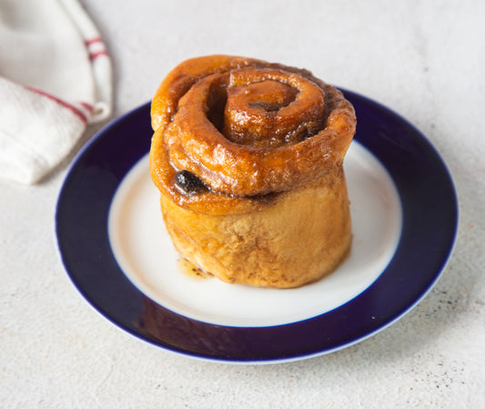 Cinnamon Raisin Roll