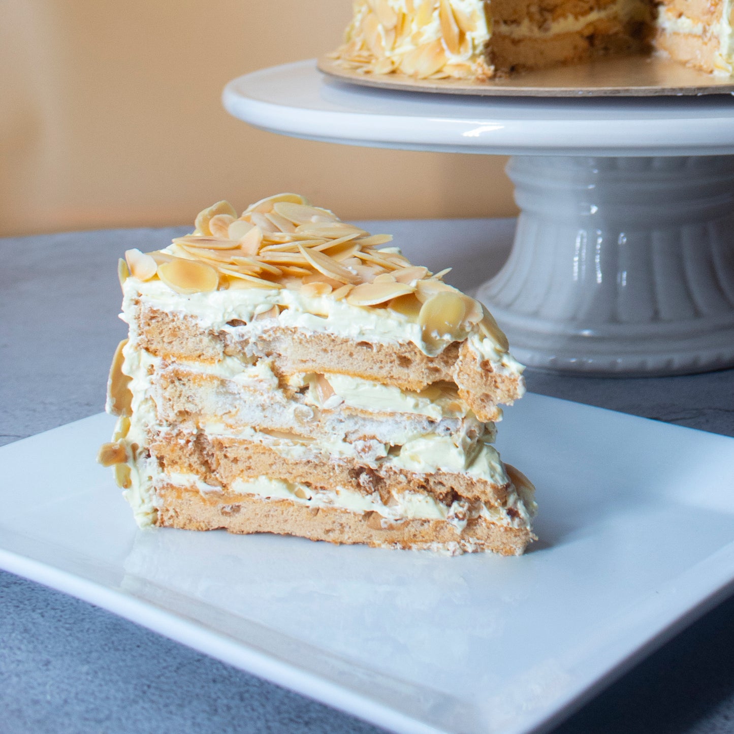 Almond Sansrival